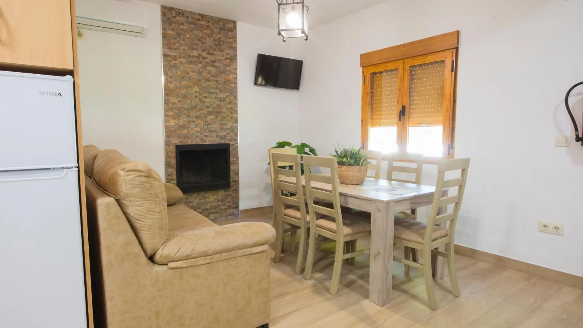 Apart-hotel Complejo Residencial Los Enebros Arroyo Frio