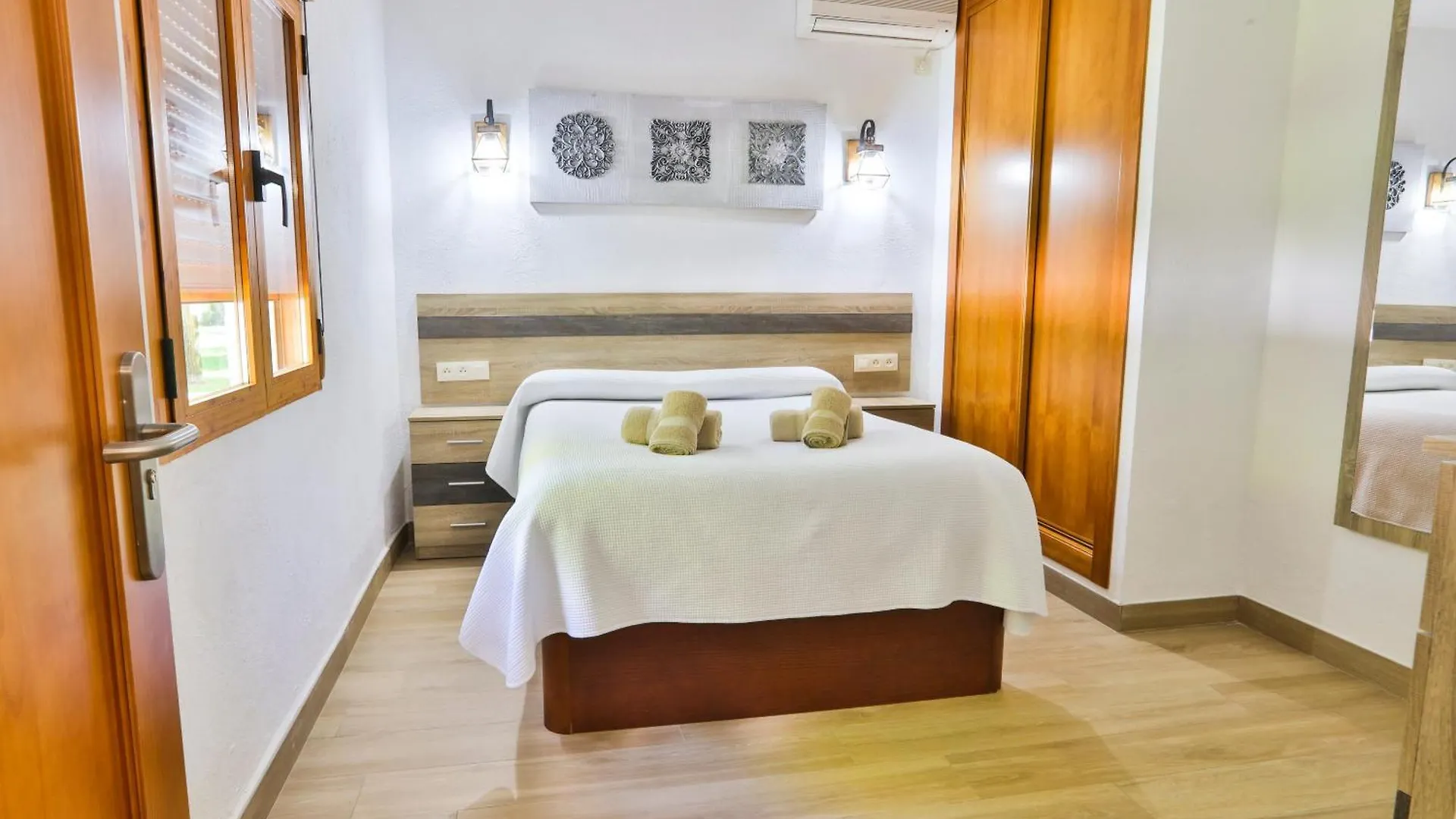 Complejo Residencial Los Enebros Arroyo Frio Apart Otel
