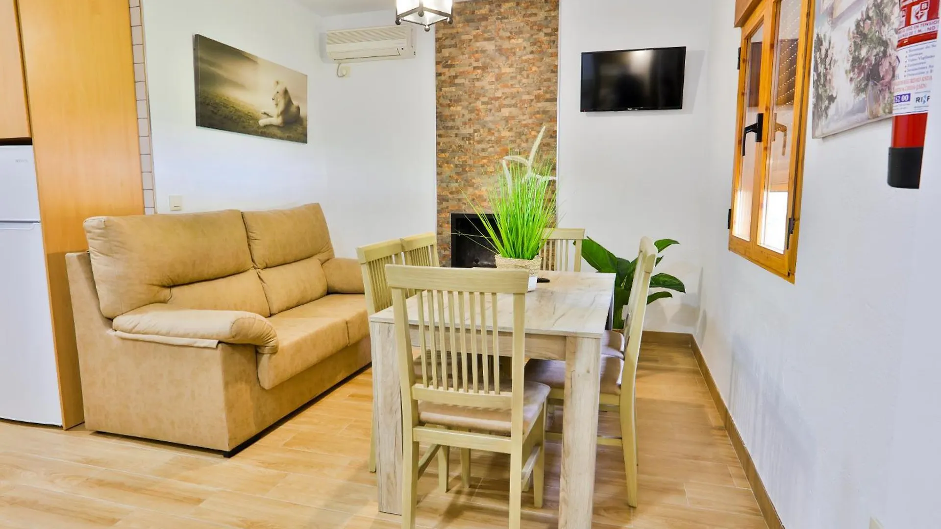 Complejo Residencial Los Enebros Arroyo Frio Aparthotel